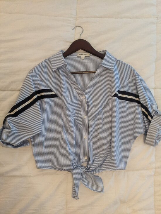 Vero Moda Tops - Vero Moda Blue & White Stripe Top | Size S | Shanghai Exclusive